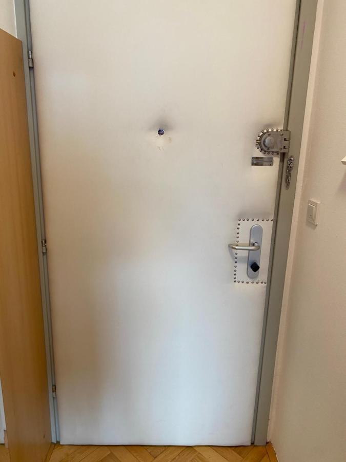 Self Check-In Studio With Wi-Fi And Parking Place Apartment Zagreb Exterior foto